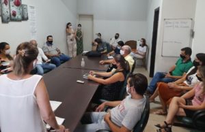 Com média diária de 20 novos casos, Fartura reestrutura Comitê de Enfrentamento à Covid-19 Reunião realizada nesta segunda-feira (11). (Foto: Divulgação)