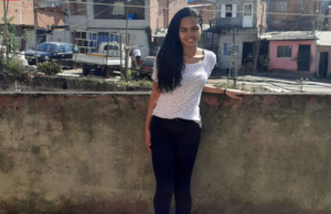 Aluna de Etec conquista três bolsas de estudos internacionais Isabela tem 16 anos e muitos sonhos pela frente. (Foto: Divulgação)