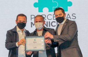 Taguaí mais uma vez é destaque no programa Parcerias Municipais Prefeito Edinho durante premiação em SP. (Foto: Divulgação)