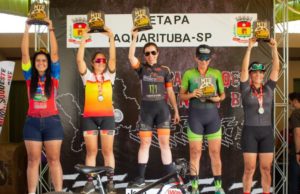 Taquarituba sedia 1ª etapa da Copa Sudoeste de Mountain Bike Karine Souza Costa venceu no Feminino Geral Elite. (Foto: Divulgação/Prefeitura de Taquarituba/Bruna Kadoo Polississo)