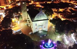 Prefeitura de Taquarituba alerta para falsa programação de final de ano Praça São Roque, no centro de Taquarituba. (Foto: Divulgação/Prefeitura de Taquarituba)