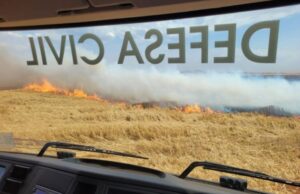 Incêndio de grandes proporções atinge área de cultivo em Taquarituba Defesa Civil de Taquarituba atuou no combate ao fogo. (Foto: Divulgação/Prefeitura de Taquarituba)