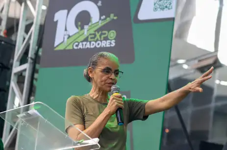 Ministra do Meio Ambiente, Marina Silva, na abertura da Expocatadores 2023, no Estádio Mané Garrincha, em Brasília. (Foto: Valter Campanato/Agência Brasil)