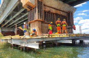 Moradores de Piraju pedem melhorias na Raposo Tavares e investimentos na Saúde A ponte sobre o Rio Taquari, na Represa de Jurumirim, recebeu obras de restauração. (Foto: Divulgação)