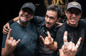 Fartura confirma Rock in Far entre 20 e 22 de dezembro com Raimundos entre as atrações A banda Raimundos em retrato de 2015. (Foto: Divulgação)