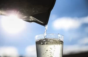 Com ritmo atual, universalização do saneamento ocorrerá somente em 2070 A responsabilidade pelo saneamento é local: estados e municípios devem prestar os serviços de saneamento, ao lado de políticas públicas federais. (Foto: José Cruz/Agência Brasil)