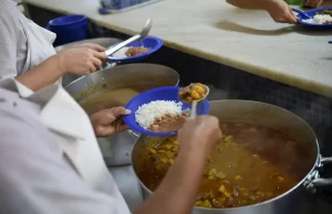 Prefeitos e vereadores terão desafio de combater fome no Brasil Mais de 20 milhões de lares enfrentavam insegurança alimentar em 2023 no país. (Foto: Arquivo/Agência Brasil)
