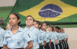 Escola estadual de Avaré inicia transição para modelo cívico-militar Imagem ilustrativa. (Foto: Divulgação via Poder 360)