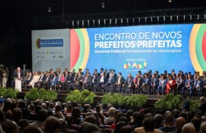 Lideranças da região participam de encontro de prefeitos em Brasília O presidente da República, Luiz Inácio Lula da Silva (PT), prestigiou o evento. (Foto: Matheus Itacaramby/MTE)