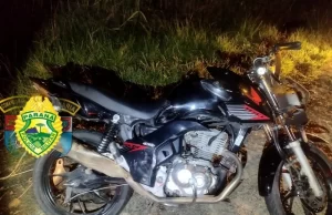 Acidente entre carro e moto deixa dois mortos na região de Carlópolis Situação foi registrada no fim da noite do sábado na PR218 em Carlópolis. (Foto: Divulgação)