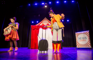 Espetáculo circense ‘Mães em Obra’ será apresentado gratuitamente em Itaporanga Apresentação retrata de maneira sensível e bem-humorada temas universais da maternidade. (Foto: Divulgação)