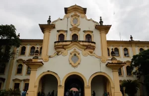Estudantes de escolas públicas aumentam presença nas universidades Políticas públicas como as cotas contribuíram para o cenário, segundo o IBGE. Na imagem, o campus da UFRRJ. (Foto: Fernando Frazão)