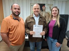 Santa Casa de Taguaí recebe R$ 200 mil em emenda parlamentar Carlinhos, deputado Ricardo Madalena e a presidente da Câmara, Regina Bérgamo. (Foto: Divulgação)