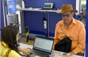 Poupatempo Móvel chega a Piraju levando cidadania e tecnologia para a população O espaço também conta com dois totens de autoatendimento, que permitem acessar outros serviços do portal e aplicativo Poupatempo. (Foto: Divulgação)