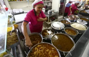 Cresce contratação de pessoas 50+ no comércio e nos serviços das cidades paulistas Levantamento da Fecomércio também aponta maior participação feminina. (Foto: Marcelo Camargo/Agência Brasil)