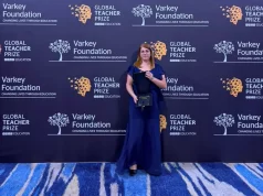 Brasileira Débora Garofalo é eleita professora mais influente do mundo Professora Débora Garofalo ganha prêmio de professora mais influente do mundo em Dubai. (Foto: Débora Garofalo/Arquivo pessoal)