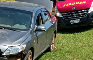Acidentes em Cerqueira César e Arandu deixam cinco pessoas feridas Acidente teria ocorrido depois que um dos pneus do veículo perdeu pressão e estourou. (Foto: Divulgação via A Voz do Vale)